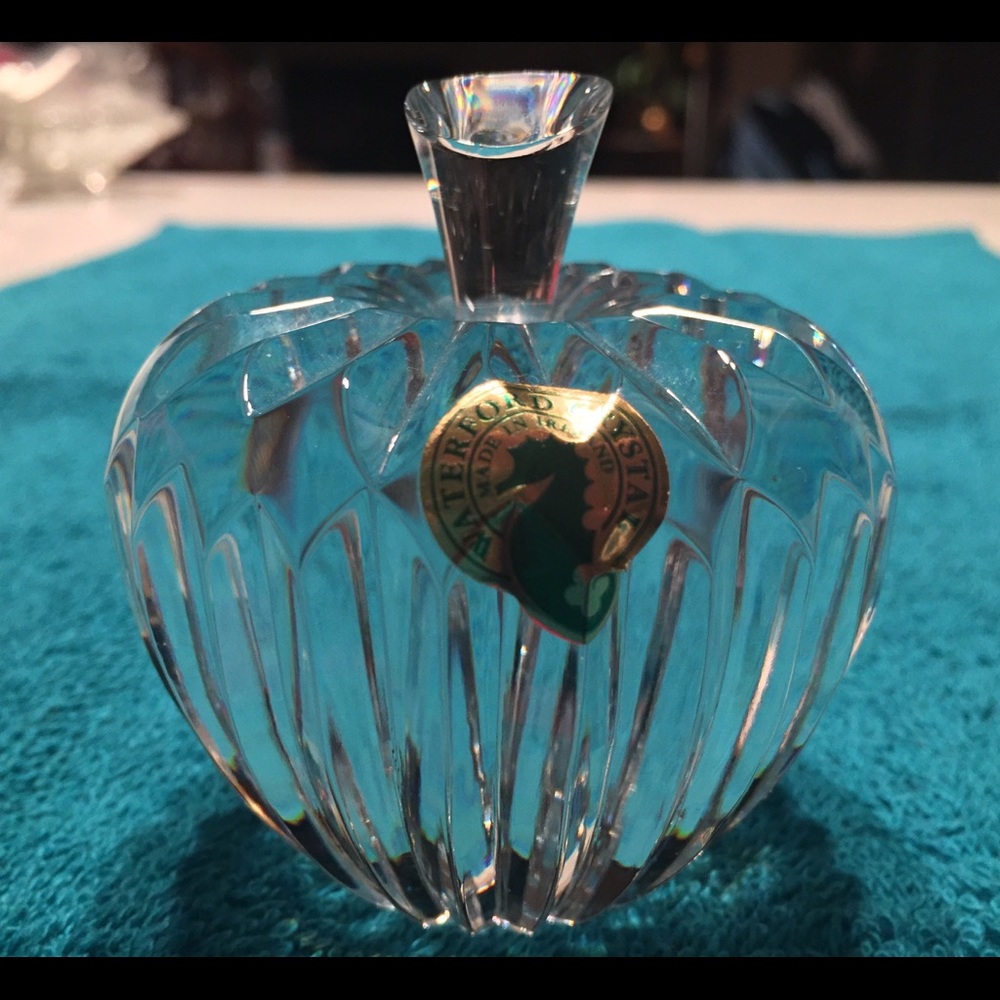 Waterford 🍀 Crystal Apple Paperweight